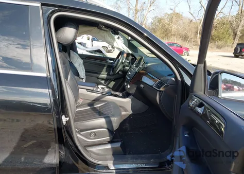 2017 Mercedes-Benz Gls 450 4Matic z USA, uszkodzony, nr VIN 4JGDF6EE0HA894171